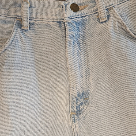 Wrangler authentic vintage jean shorts - Picture 3 of 6